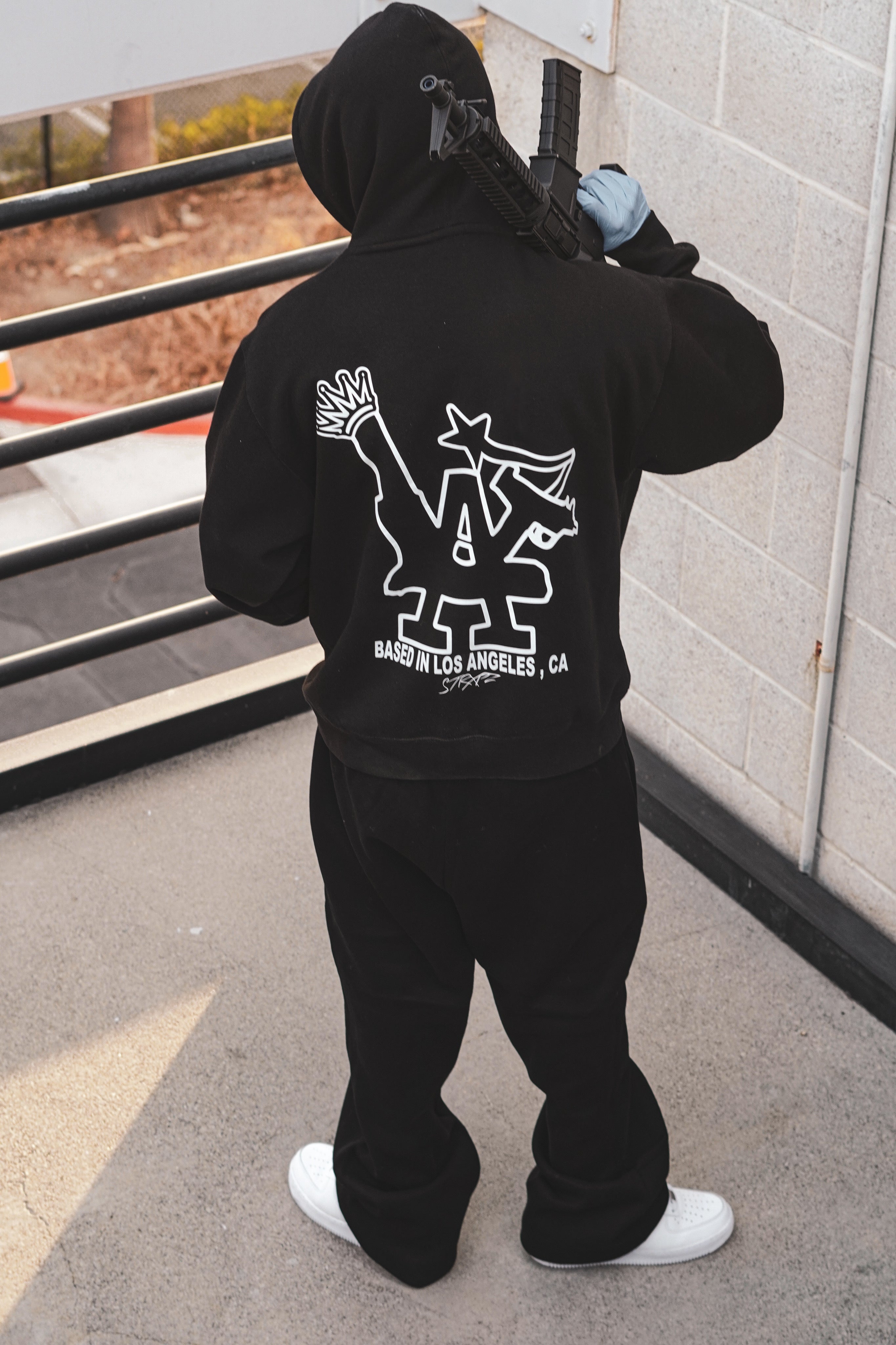 “Strxpz”Based In Los Angeles¨ Hoodie